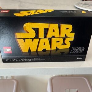 LEGO Star Wars Set - NEW Black and Yellow